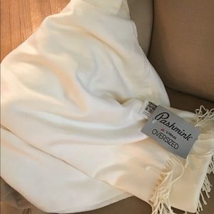 Pashmink Oversized Wrap/Shawl